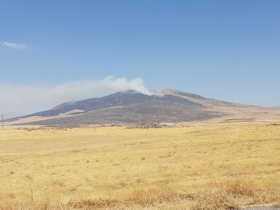 «Եղվարդցիները երկու օր է չարչարվում են, որ գոնե Ծաղկեվանքի շրջակայքը փրկեն հրդեհի ճիրաններից»