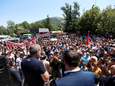 If there is environmental risk, Amulsar gold mine will not operate, Armenia PM says