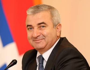 «Հրապարակ». Աշոտ Ղուլյանը դրական ազդակներ է ստացել ՀՀ իշխանություններից
