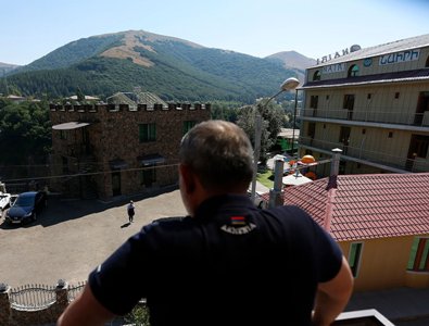 «Ժամանակ». Ինչպես էր դատարկվում ընդերքն ու լցվում ոմանց գրպանը