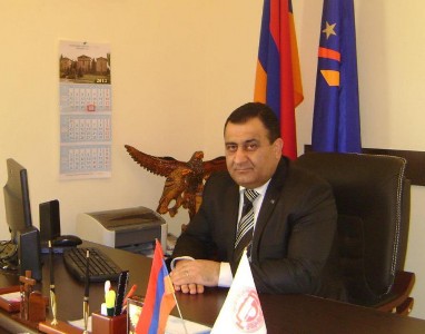 Քամին նպաստում է Խոսրովի արգելոցում բռնկված հրդեհի տարածմանը. անհրաժեշտ են լրացուցիչ ուժեր