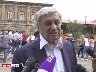 Երեկ անկանոն բաներ արվեցին, որոնք վտանգ առաջացրին հրշեջի համար. Ֆելիքս Ցոլակյանը՝ «Մալաթիա մոլի» հրդեհի մասին