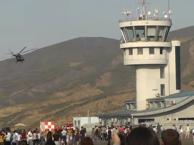 Օդապարիկ, պարապլան եւ ինքնաթիռներ Արցախի երկնքում. մեկնարկեց «Արցախ Էյրֆեսթ» 3-րդ ամենամյա օդային փառատոնը