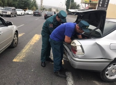 Երեւանի Աճառյան փողոցում 3 մեքենա է բախվել․ կա տուժած