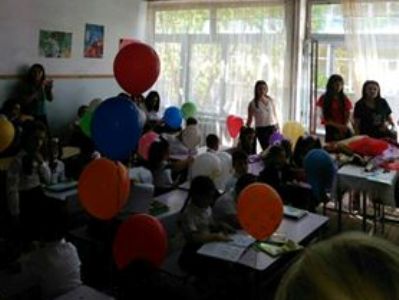 «Երեխաս լացում էր, ասում էր` չեմ ուզում դպրոց գնամ». Էջմիածնի բնակիչը ահազանգում է դպրոցի վատ պայմանների մասին (ֆոտո)