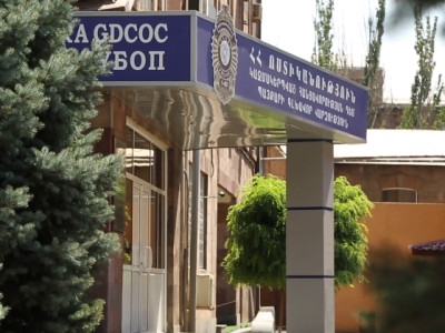 Դպրոցի տնօրենը իր տան էլեկտրաէներգիայի ողջ գումարը հաշվարկել է դպրոցի հաշվիչի վրա եւ վճարել դպրոցի հաշվից
