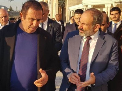 «Ժամանակ». Ծառուկյանի քաղաքականության մեջ լինելու գինը՝ մահակ գլխավերեւում