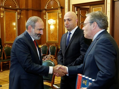 Armenia PM discusses issue of Amulsar mine with Lydian international's interim president