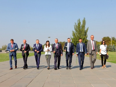 Belarusian parliamentary delegation visits Armenian Genocide Memorial Complex