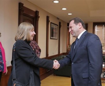 Newspaper: Arms on Armenia-US agenda ahead of PM Pashinyan’s visit