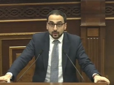 Armenia Vice PM says global review of civil servants' salaries is planned
