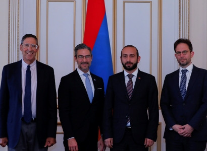 Armenia parliament speaker meets with delegation headed by Damon Wilson