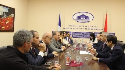Artsakh FM meets with French MPs