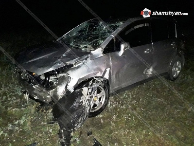 Գեղարքունիքում Nissan Tiida-ն շրջվել է. 30-ամյա կին վարորդին հասցրել են հիվանդանոց (ֆոտո)