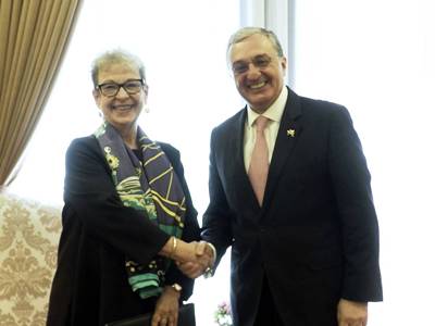 Armenia FM receives newly appointed Head of EU Delegation