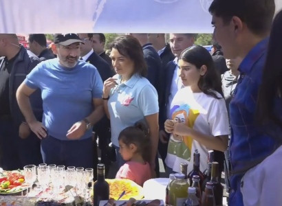 Նիկոլ Փաշինյանը Սեւանում մասնակցում է ձկան փառատոնին
