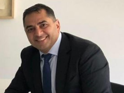 Փաստերն են բերում դրան, որ Քոչարյանի հետ նկարի պատճառով են աշխատանքից ազատել. Անդորրայում ՀՀ նախկին հյուպատոս (ֆոտո)