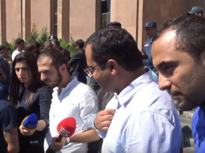 «Մեզ մի քանի օր ժամանակ տվեք». Հակոբ Կարապետյանը՝ «Սանիթեքի» աշխատակիցներին