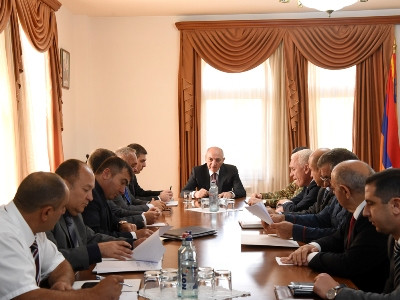 Artsakh President convenes working consultation devoted to maneuver warfare