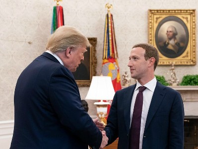 Ցուկերբերգը հանդիպել է Թրամփի հետ Facebook-ի հասցեին մեղադրանքների ֆոնին