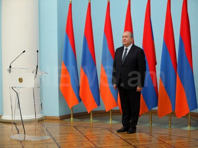 Awards presented at Armenia presidential residence