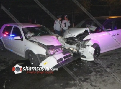 Խոշոր վթար Երեւանում․ ճակատ-ճակատի բախվել են Honda-ն և Volkswagen-ը․ 10 վիրավորներից 3-ը երեխաներ են