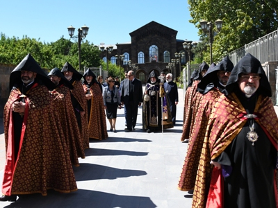 Հոգեւոր կյանքի եւ հայրենասիրության դասեր եմ ստացել Վեհափառից․ նախագահ Սարգսյանը՝Գարեգին Ա-ի մասին