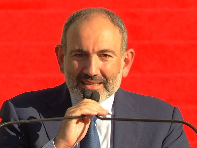 PM: It’s cool to be Armenian (PHOTOS)