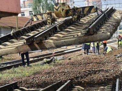 Kommersant: Armenia goes off the rails