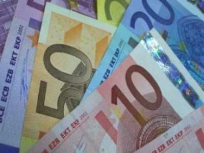Եվրոյի արժեքն ընկնում է տնտեսական հեռանկարների վատացման պատճառով