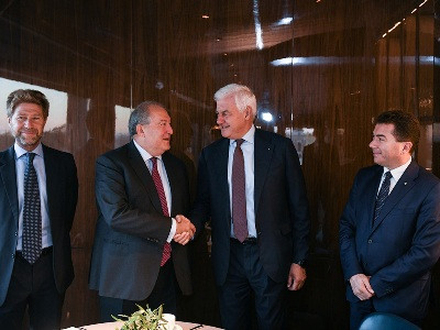 Armenia president meets with Leonardo CEO Alessandro Profumo