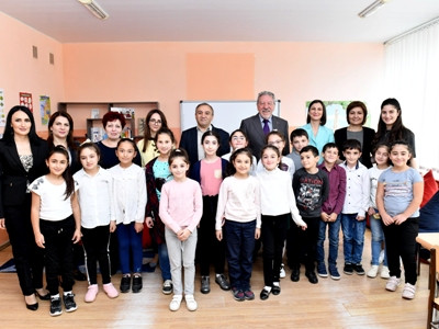 Երեխաները ֆրանսերեն կուսումնասիրեն նոր դասասենյակում (ֆոտո)
