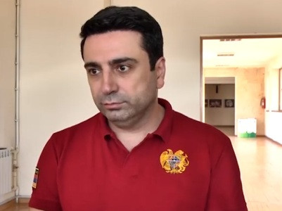 Չի կարելի հիմա գնալ այդ ճանապարհով. Ալեն Սիմոնյանը՝ Հայկ Հարությունյանի ինքնասպանության մասին
