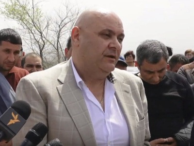 «Հրապարակ». Ծառուկյանը տեղյակ չի եղել Առուստամյանի գործունեությունից. Նա խնդրել է, որ հանկարծ Ծառուկյանը չիմանա