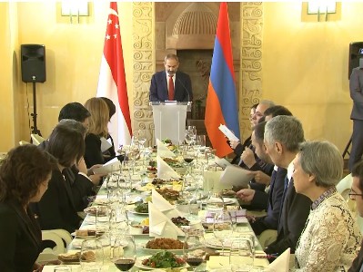 «Մաղթում եմ, որ մեր «ոսկե աշուն»-ը զարդարի Ձեր օրերը». Նիկոլ Փաշինյանը՝ Սինգապուրի վարչապետին