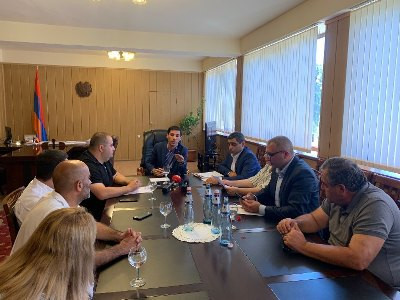«Սրա վերջը արյունահեղություն է լինելու». Նորաշենի գյուղապետը՝ մարզպետին