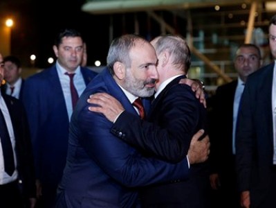 PM says his talks with Russia’s Putin at airport will give new impetus to Armenia-Russia relations
