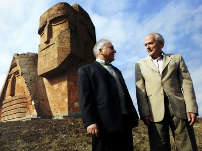 Երեւանում կայացել է Կիմ Բակշիի «Մատենադարան» ֆիլմի 6-րդ մասի ցուցադրությունը (ֆոտո)