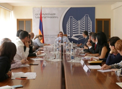Armenia SME Development Sub-Council holds session