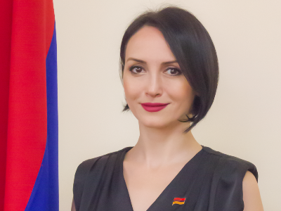 Անդրանիկ Քոչարյանին վիրավորողների ինքնավստահությունից եմ ուզում. Լուսինե Բադալյան (ֆոտո)