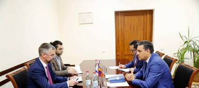 Armenia Ombudsman meets with Sweden Ambassador to Georgia and Armenia