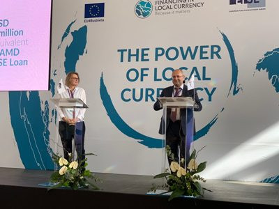 «Արարատբանկը» Հարավ-արեւելյան Եվրոպայի եվրոպական հիմնադրամի (EFSE) հետ  նոր  վարկային պայմանագիր է ստորագրել (ֆոտո)