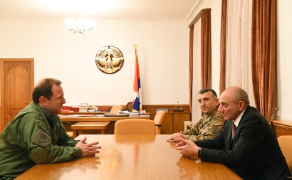 Artsakh President receives Armenian defense minister