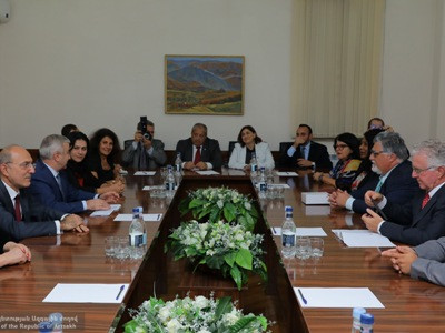 US delegation visits Artsakh Parliament
