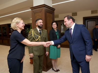 Armenian Defense Minister Davit Tonoyan receives Lithuanian Ambassador