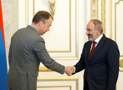 Armenian PM receives EU Special Representative