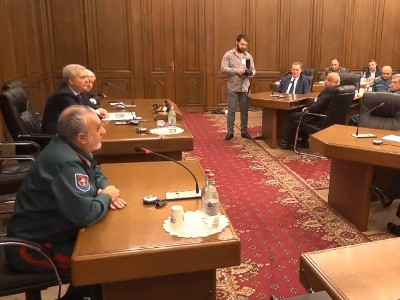 ՀՀ ԱԺ-ում մեկնարկել են խորհրդարանական լսումներ «Դիմակայող Հայաստան» թեմայով