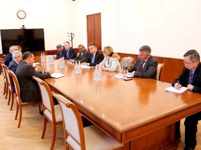 Ատոմ Ջանջուղազյանը Ասիական զարգացման բանկի պատվիրակության հետ քննարկել է ոլորտային ծրագրերը