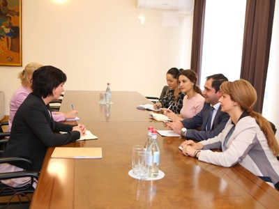 Նախարար Պապիկյանը Լիտվայի նորանշանակ դեսպանին ներկայացրել է ենթակառուցվածքների ոլորտի զարգացման առաջնահերթությունները