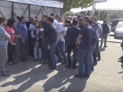 Բողոքի ակցիա Շենգավիթի շինանյութի շուկայում